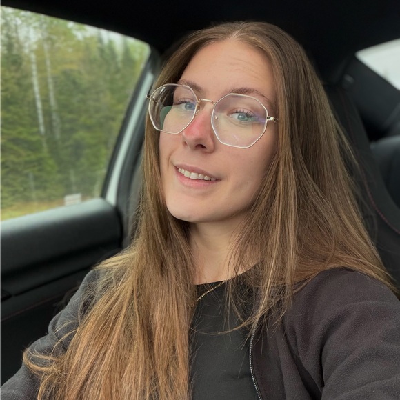 shelly_ferguson
